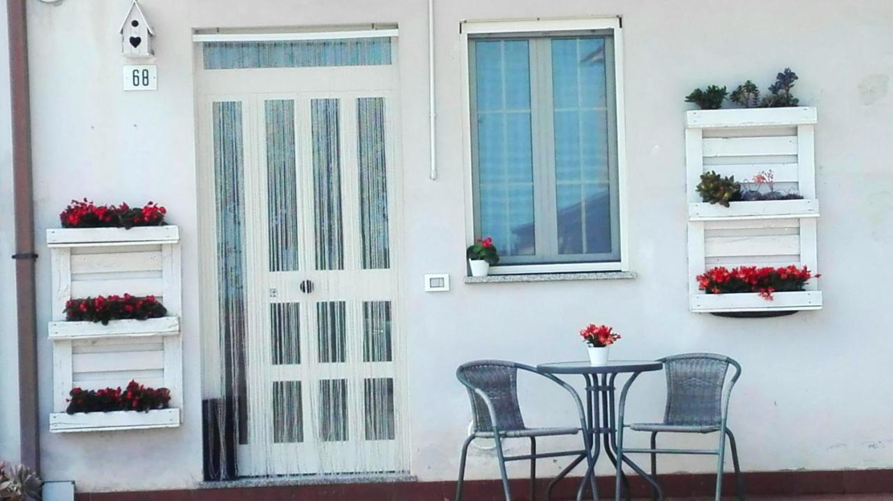 One Bedroom Appartement With Sea View Furnished Garden And Wifi At Ortona 1 Km Away From The Beach Exterior photo